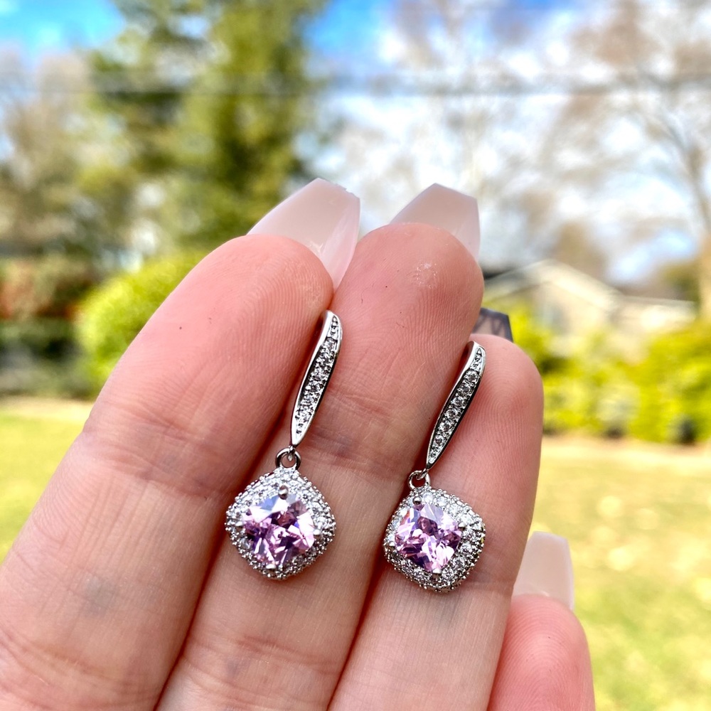 NEW 925 Sterling Silver Pink stone earrings